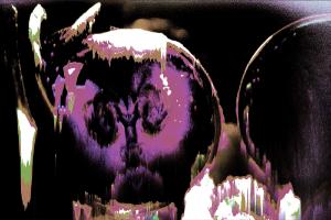 Visiter une sculpture de verre